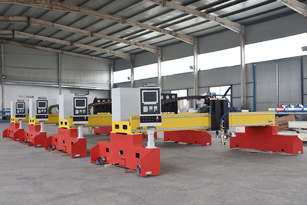 數控火焰切割機 數控火焰切割機