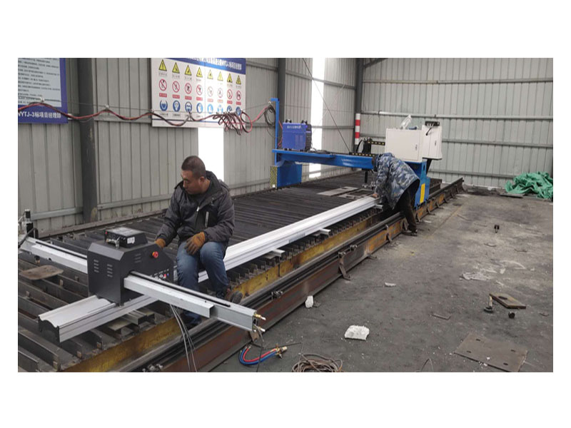 激光切割機(jī) 激光切割機(jī)