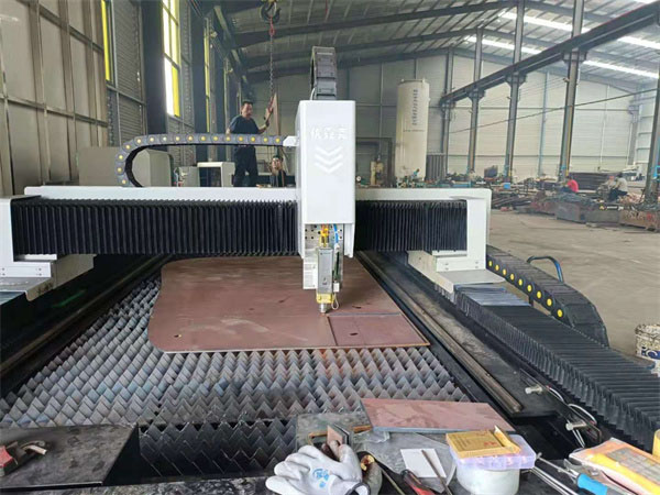 光纖激光切割機(jī) 光纖激光切割機(jī)